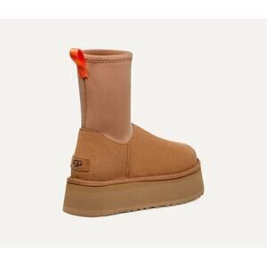 Ugg Dipper Boot Chestnut sz 11